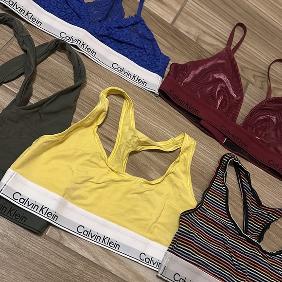 calvin klein bra bundle - Picture 2 of 3